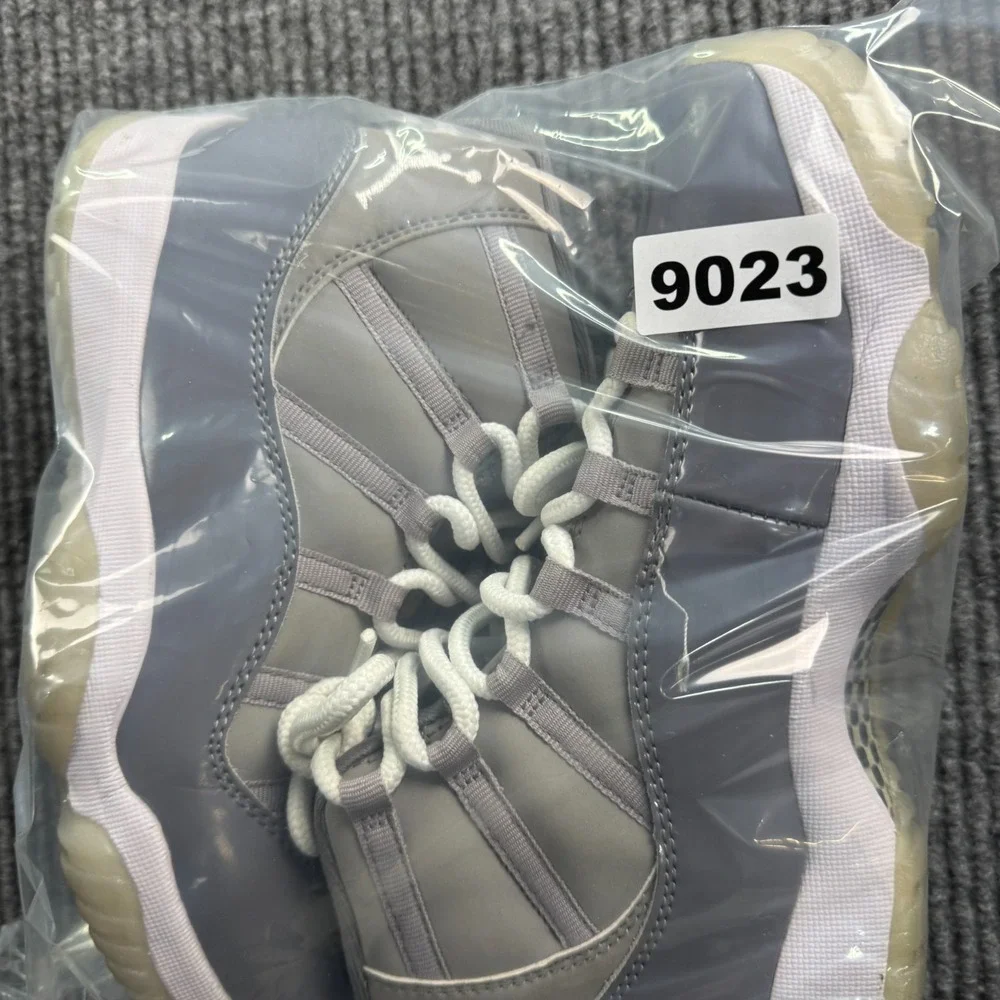 Air Jordan 11 Retro Cool Grey GS CT8012-005 Youth 6.5Y Gray White Sneakers